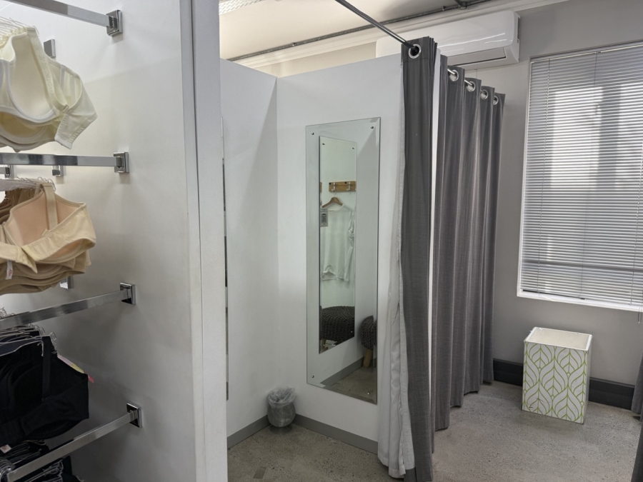 To Let Commercial Property for Rent in Paardevlei Western Cape